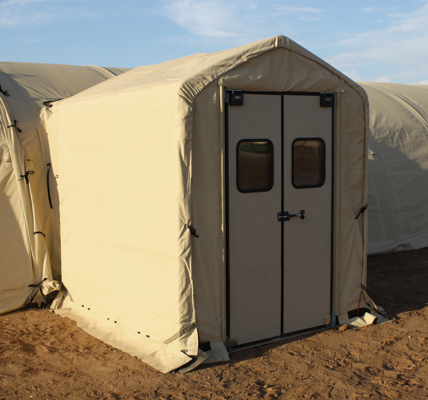 Alaska Structures, Inc. ALASKA VESTIBULE END PANEL WITH BUMP THR – AK-7X8-VEP04