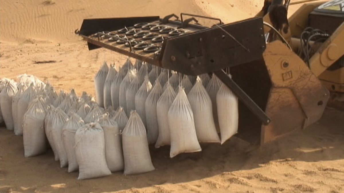 Barrier Systems Llc SANDMASTER – SM26